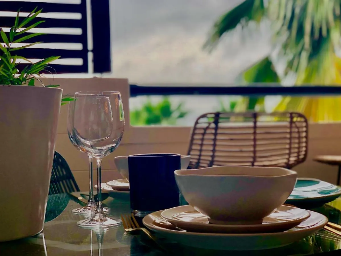 Nomad - Luxe Apartment Port Douglas